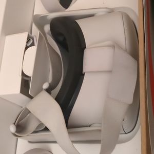 Virtual Reality Headset